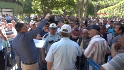 Antalya 30 Yıldır Oturduğu Evin Ihalesini Alamayınca Gözyaşına Boğuldu