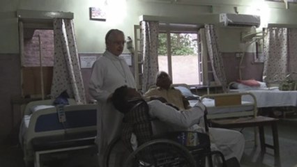 La irreductible monja española empeñada en ayudar a los pobres paquistaníes