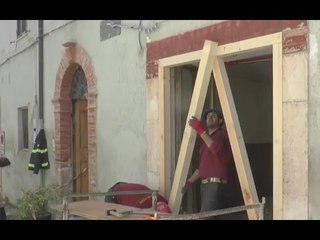 Ussita (MC) - Terremoto, messa in sicurezza abitazione in Via Roma (15.05.17)