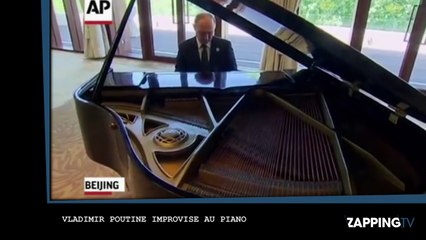 Vladimir Poutine : son étonnante pause musicale au piano (vidéo)
