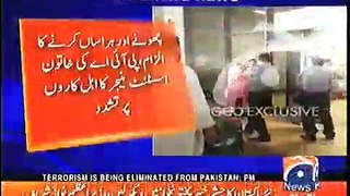 Karachi PIA female assistant manager slaps Jinnah Airport staff