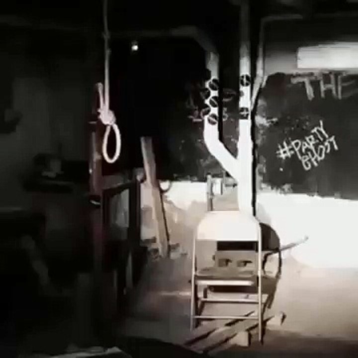 The Most Terrifying Vine Ever!!!!!!!!!!!!!!!!!!!!!!!!!!!!!! Must seee!