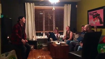 Ağzından Ateş Yutup Götünden Kıvılcım Yollayan Adam