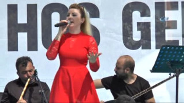 Kan Bağışı Festivalinde Vatandaşlar Kan Vermek İçin Seferber Oldu