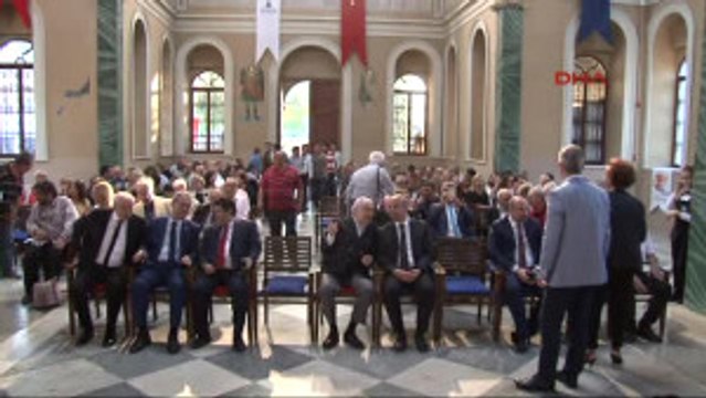 Izmir Hasan Tahsin Gazetecilik Ödülleri Sahiplerini Buldu