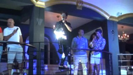 Yılmaz Morgül Pop Şarkıcılarına Meydan Okudu