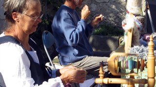 St Remy-de-Provence old-school yarn making