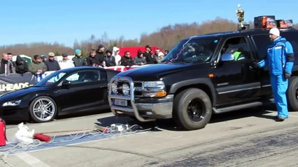 Nissan GT-R vs Audi R8 V10 1-4 mile