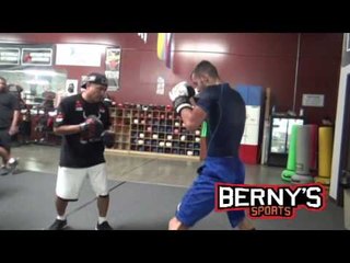 mad max of russia working with robert garcia EsNews Boxing