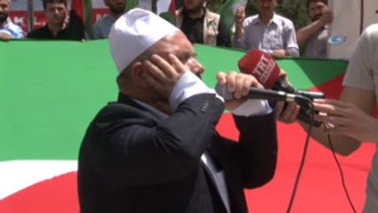 İsrail Büyükelçiliği Önünde Ezan Okundu