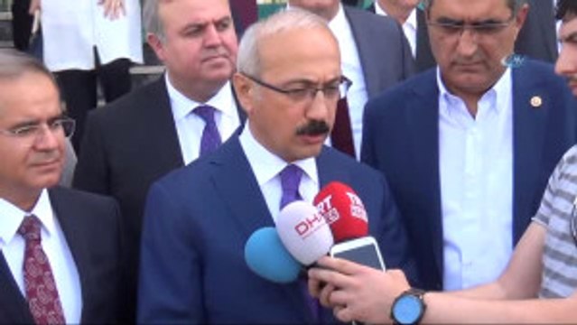 Bakan Elvan: Bir Terör Örgütüne Karşı Başka Bir Terör Örgütünü Kullanmak Son Derece Yanlış Bir...