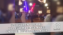 Ils ouvrent le bal de leur mariage avec un duel de sabres laser
