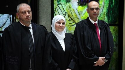 La 1ere femme juge d'un tribunal islamique prête serment