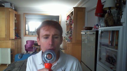 Wiwi égratigne "je t'offre mes 30 ans" de Jean Bruno Falguière