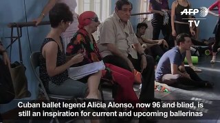 Alicia Alonso, 96, still apiration for Cuba's ballet scene[2]