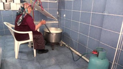 Asırlık Dondurmanın 65 Yıllık Ustası Fatma Nine - Giresun