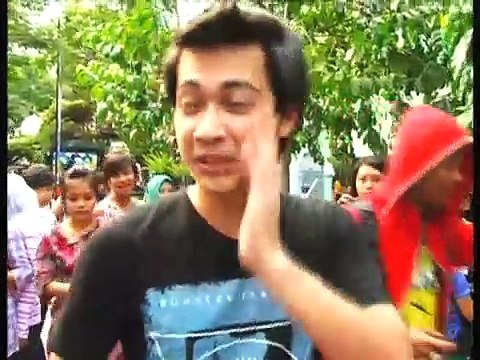 Eza Gionino n BLINK liputan Dufan PAA
