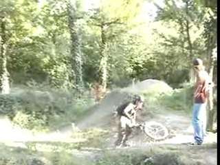 Tentative de backflip arno 3