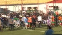 Amed Sportif Faaliyetler - Büyükşehir Belediye Erzurumspor Maçı Sonrası Olaylar Çıktı
