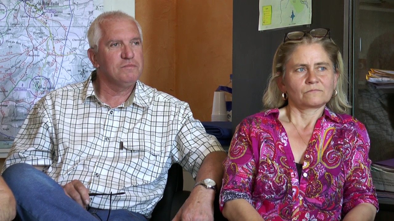 Hautes-Alpes : Catherine Asso, candidate dans la 1ère circonscription, en visite à la Bâtie-Neuve pour les élections légis