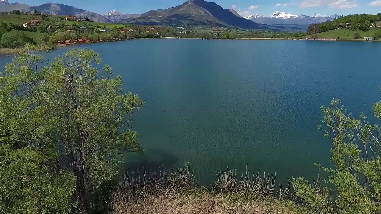 Hautes-Alpes : Rabou et Pelleautier au printemps by drone ! Superbe !