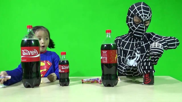 Video Learn Colors with Coca Cola Finger Family Song for Children Toddlers and Babies - Nursery Rhymes