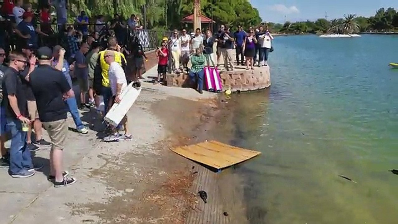 Badass RC Truck Can Race On Water - Wow Video