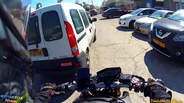 Road Rage - Stupid Driver, Angry People vs Bikers Compilation 2017