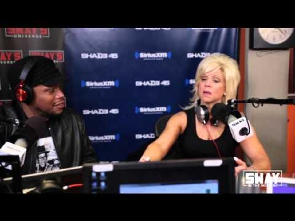 The Long Island Medium Theresa Caputo Responds to Critics & Reads the Room with Spectacular Results