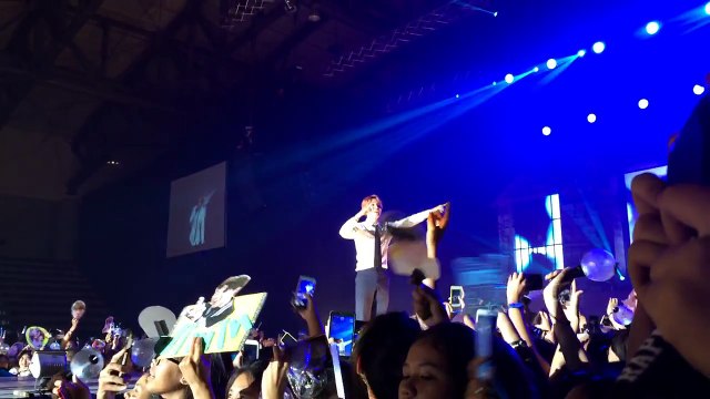 [Fancam] 150808 TRB in Thailand - คุณและคุณเท่านั้น (BTS Ver.)