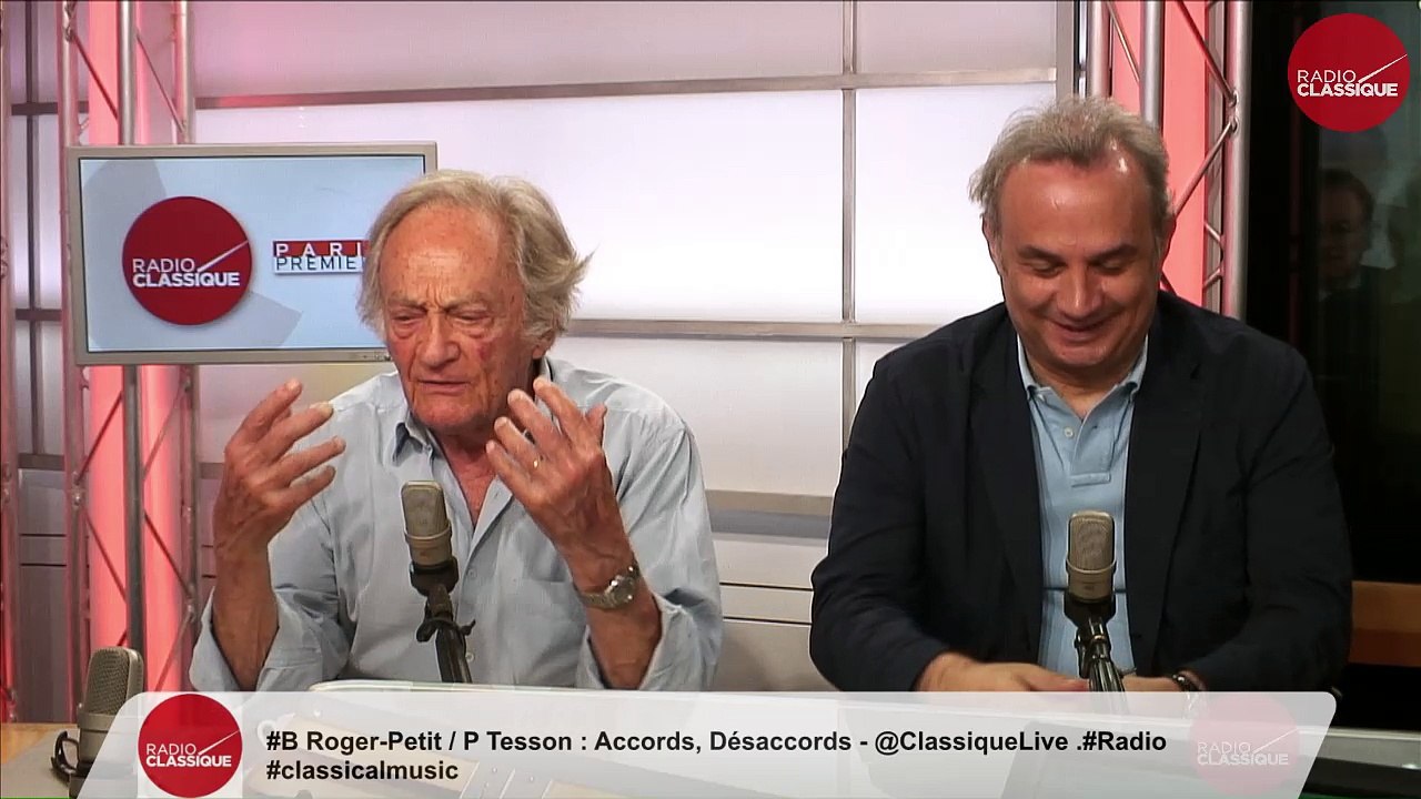 "Je ne veux pas de la cohabitation donc je vais voter pour le candidat Emmanuel Macron" Philippe Tesson (17/05/2017)