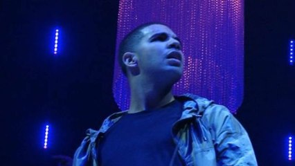 Drake - Throw It In The Bag (Live At Axe Lounge/HD)