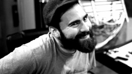 Four Year Strong - Stuck In The Middle