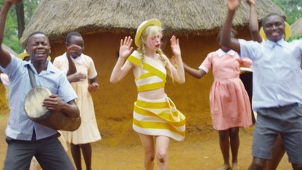 Petite Meller - Baby Love