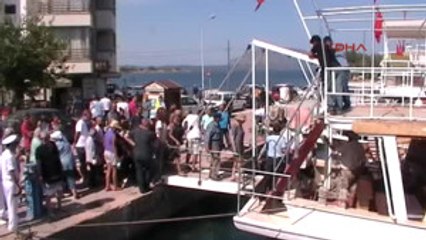 Datça Savaş Gemisine Ziyaretçi Akını