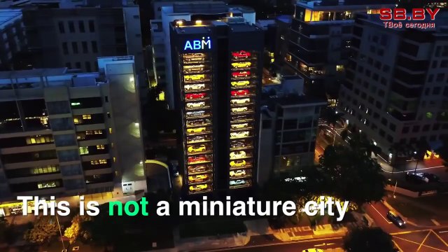 Гигантский автомат по продаже машин открыли в Сингапуре