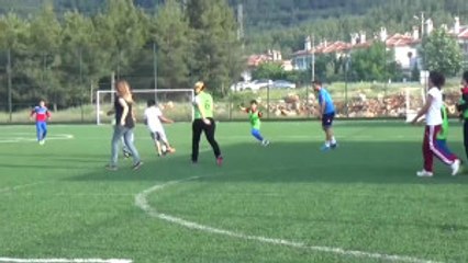 Annelerle Çocukları Yeşil Sahada Karşılaştı