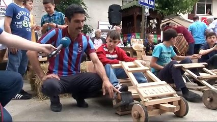 The black ladies' car race -karadenizli Lazların araba yarışı Lazralli izle