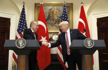 Zirvede Tercüman Skandalı! Erdoğan'ın YPG Sözlerini Sansürledi