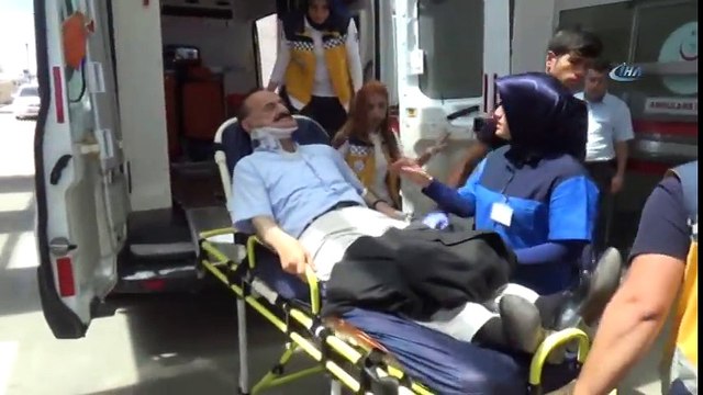 Yerel Ses Sanatçı Kahtalı Hamido Kazada Yaralandı