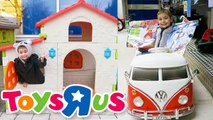 VLOG - CHASSE AUX DEGUISEMENTS À TOYS -R- US - Shopping Toy Hunt