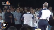 David Teo kena tampar depan Najib