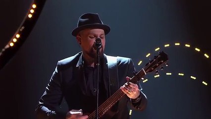 Benji Madden and Nathan Hawes Sing Wonderwall   The Australia Voice 2015