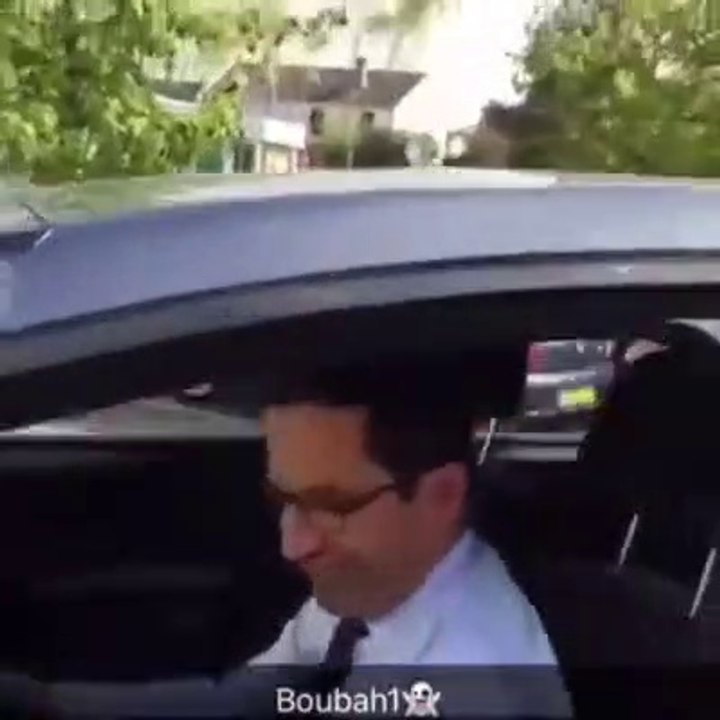 Quand Benoît Hamon est accueillit par les jeunes d'Elancourt (78) comme un prince!