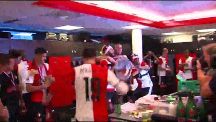 14-05-2017 Feyenoordselectie viert feest in de kleedkamer