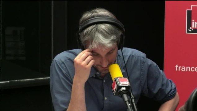 L’éviction de David Pujadas - Si tu écoutes le sketch