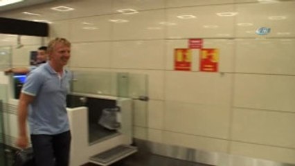 Kuyt, Futbol Kariyerini Noktaladı