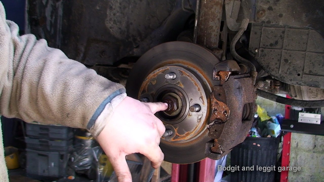 Ford Fiesta How To Do CV Boot Bodgit And Leggit Garage