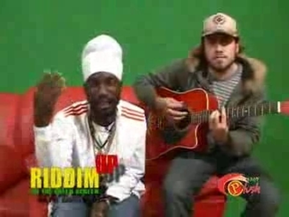 Sizzla You Touch Me Girl - Riddim Up On The Green Screen