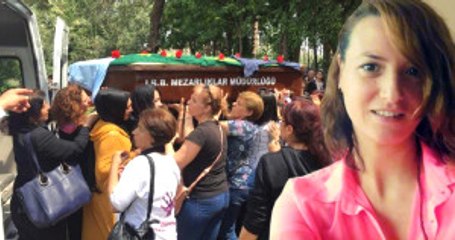 Eski Eşi Tarafından Çekiçle Vurulak Öldürülen Işık'ın Cenazesini Kadınlar Omuzladı